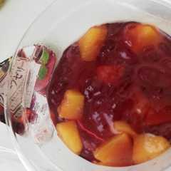 A picture of 付き添い入院④病院食フルーツ缶のアレンジ.