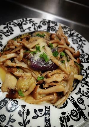 揚げ茄子とキノコのバター醤油炒め！-レシピのメイン写真