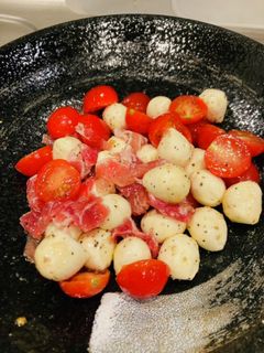 生ハム入りカプレーゼ-レシピのメイン写真