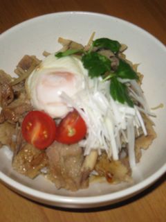 たっぷりキノコで豚丼♪-レシピのメイン写真