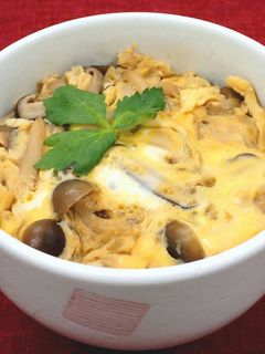 きのこの卵とじ丼-レシピのメイン写真