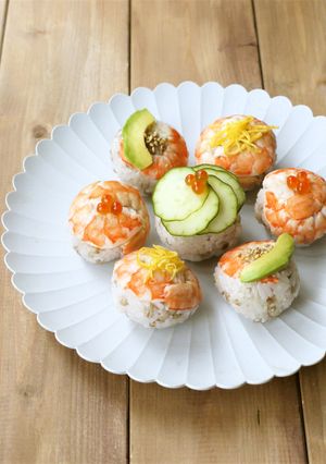 簡単♪海老のてまり寿司/酢飯1合分-レシピのメイン写真