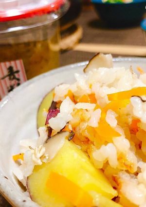 さつまいもと人参の麦味噌炊き込みご飯-レシピのメイン写真