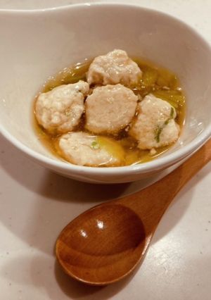 離乳食後期♡白菜と鶏つみれのスープ-レシピのメイン写真