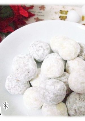 チョコっと贅沢なクリスマススノーボール♪-レシピのメイン写真