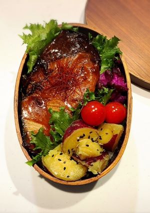 のっけ弁当2021.10.26ブリ照り-レシピのメイン写真