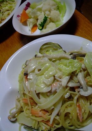 キャベツとトマトのサーモンクリームパスタ-レシピのメイン写真