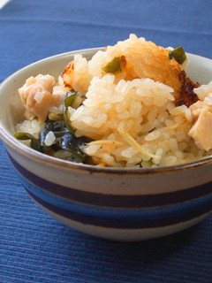 だししょうゆで簡単!鶏肉の炊き込みご飯-レシピのメイン写真