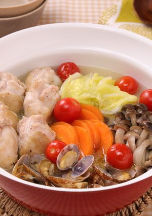 鶏手羽のチキンパッツァ鍋-レシピのメイン写真