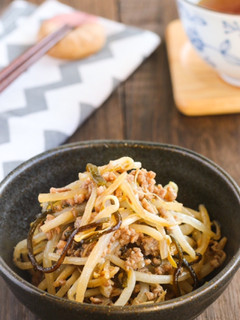 レンジで簡単♪もやしの肉みそ塩昆布-レシピのメイン写真