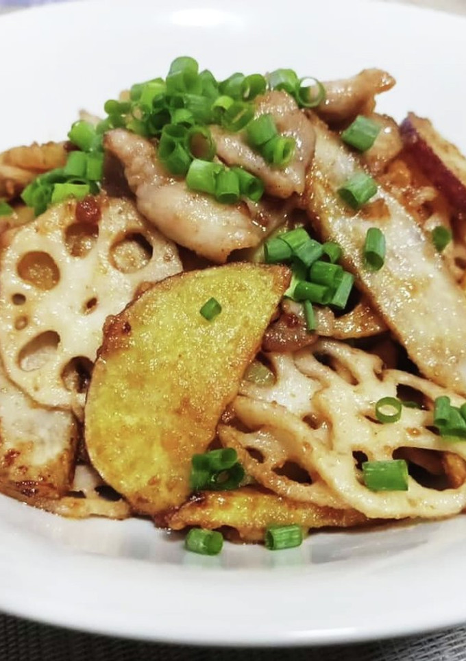 超簡単！豚肉と根菜の旨辛甘酢炒め！！-レシピのメイン写真