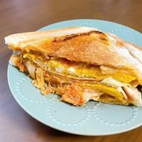 基本からアレンジまで！思わずつくりたくなる「ホットサンド キムチ