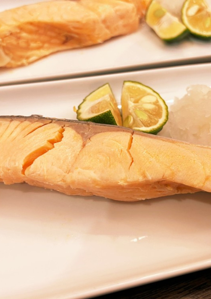 ゆで塩鮭レモンおろし添え『何食べ』142-レシピのメイン写真