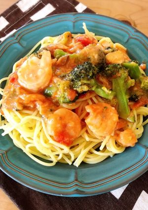 鮭とエビのトマトクリームパスタ-レシピのメイン写真