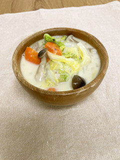 白菜のシチュー風スープ-レシピのメイン写真