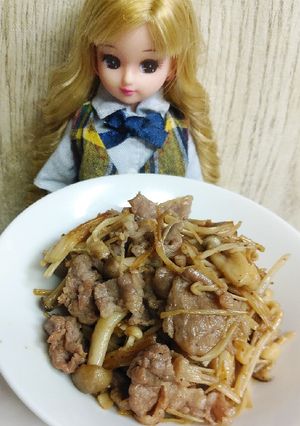 リカちゃん♡マヨ風味きのこ牛肉炒めꔛ-レシピのメイン写真