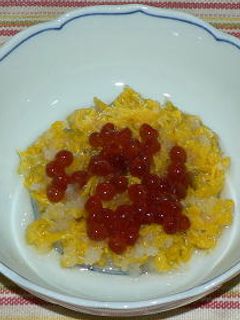 食用菊とイクラの甘酢おろし和え-レシピのメイン写真