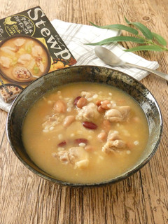 鶏肉ともち麦の参鶏湯風スープ-レシピのメイン写真