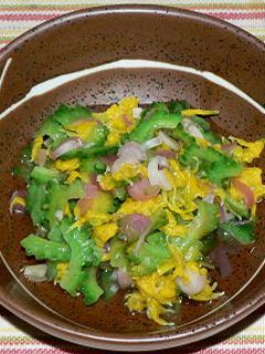 ゴーヤと食用菊、茗荷の酢のもの-レシピのメイン写真