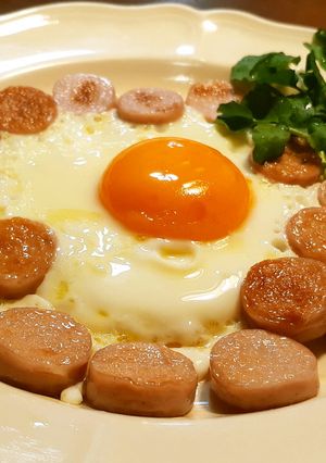 目玉焼きアレンジ 魚肉ソーセージ-レシピのメイン写真
