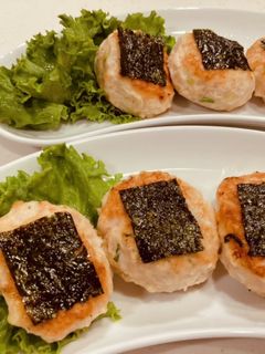 お弁当にも♡チーズインはんぺん鶏つくね-レシピのメイン写真