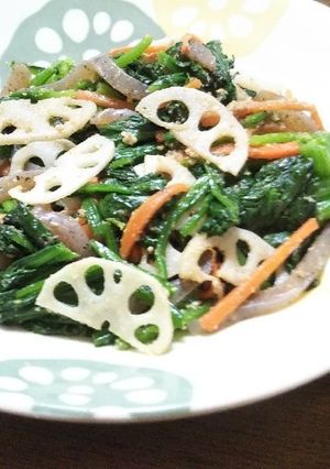 レンコンと蒟蒻入りほうれん草の胡麻和え-レシピのメイン写真