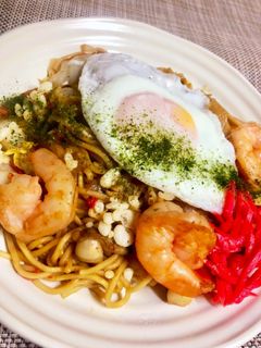海鮮ソース焼きそば、目玉焼きのっけ-レシピのメイン写真