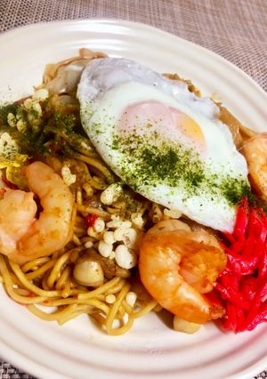 海鮮ソース焼きそば、目玉焼きのっけ-レシピのメイン写真