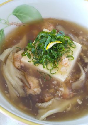 体温まる♫舞茸と蟹の簡単な豆腐あんかけ-レシピのメイン写真