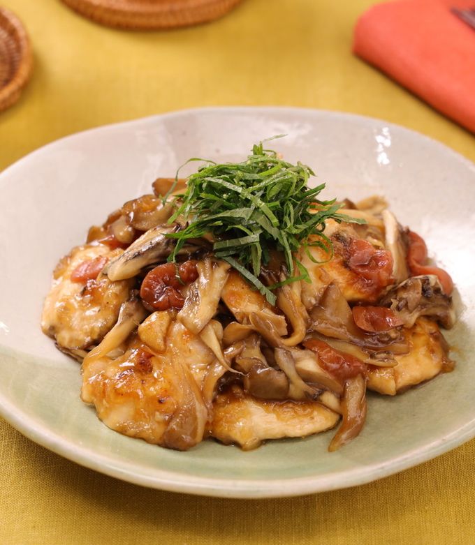 まいたけと鶏胸肉の梅風味炒め-レシピのメイン写真