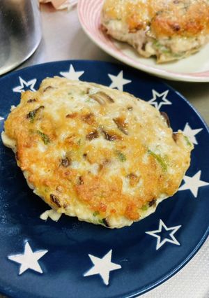 椎茸と大葉入り鶏ハンバーグ-レシピのメイン写真