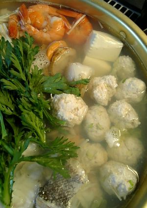 鶏団子　お鍋にスープにつくねにも！-レシピのメイン写真