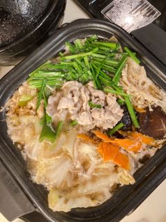 お肉の旨み活きるあっさり寄せ鍋-レシピのメイン写真