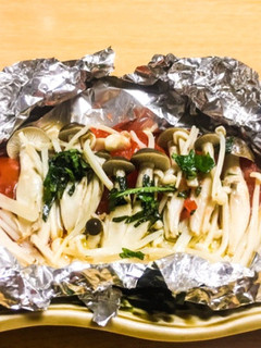 きのことトマトの包み焼き-レシピのメイン写真