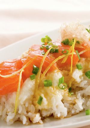 さっぱり美味しい☆サーモンと長いも丼-レシピのメイン写真