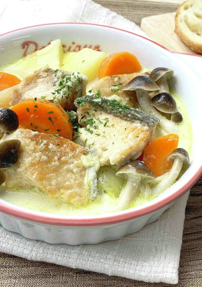秋鮭を楽しむ！鮭のクリーム煮-レシピのメイン写真