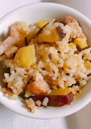 さつまいもベーコン炊き込みご飯-レシピのメイン写真