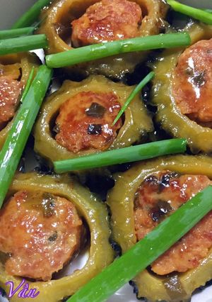 ゴーヤ肉詰めの胡椒煮込み-レシピのメイン写真