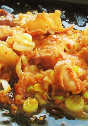 〖 激辛ホルモン焼き 〗-レシピのメイン写真