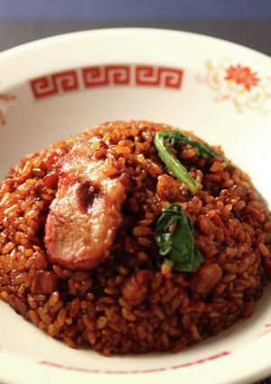 チャーシューと小松菜の黒炒飯♪-レシピのメイン写真