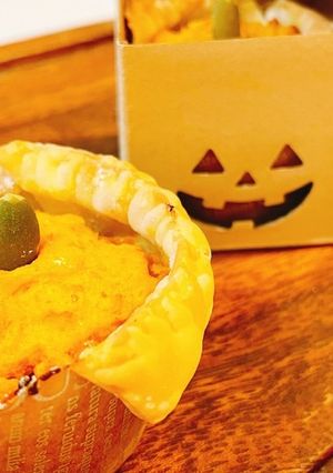 簡単ハロウィン♡配れるミニパンプキンパイ-レシピのメイン写真