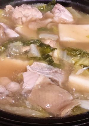 舞茸だしの鶏肉と白菜とお餅のとろりん鍋-レシピのメイン写真