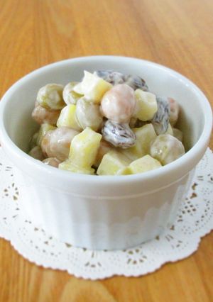 さつまいもと豆のヨーグルトサラダ-レシピのメイン写真