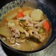 山芋の豚汁〜w❨(@≧↺≦@)❩wwy