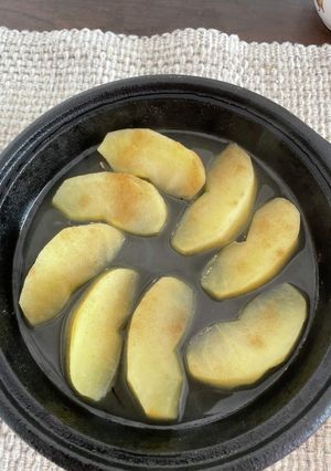 タジン鍋で簡単！暖かいりんごトースト-レシピのメイン写真