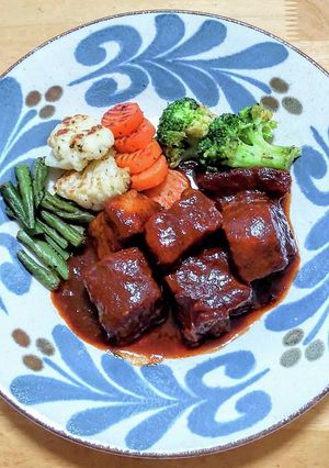 豚バラ肉ブロックの黒ビールでトマト煮-レシピのメイン写真