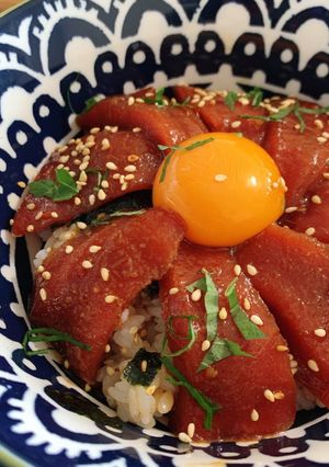 楽々★漬けて放置　まぐろユッケ丼-レシピのメイン写真