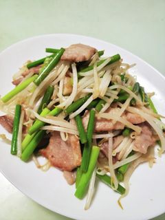 豚肉とにんにくの芽ともやし炒め-レシピのメイン写真