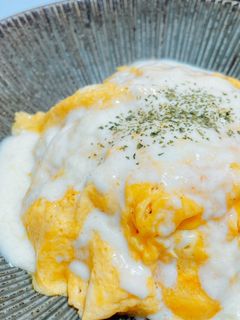 チーズソースオムライス-レシピのメイン写真