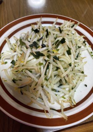混ぜ込みわかめでもやしを食べる-レシピのメイン写真